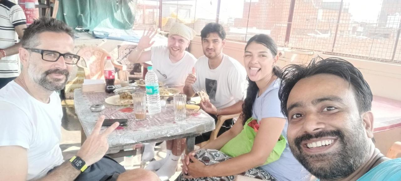 Somit Paying Guest House Varanasi Esterno foto